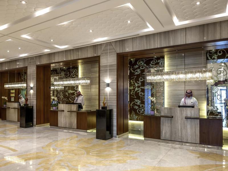 Hotel The Venue Jeddah Corniche Extérieur photo The lobby of the Ritz-Carlton, Riyadh